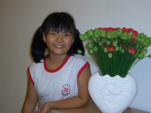 Schuluniform an Buddhistischer Schule